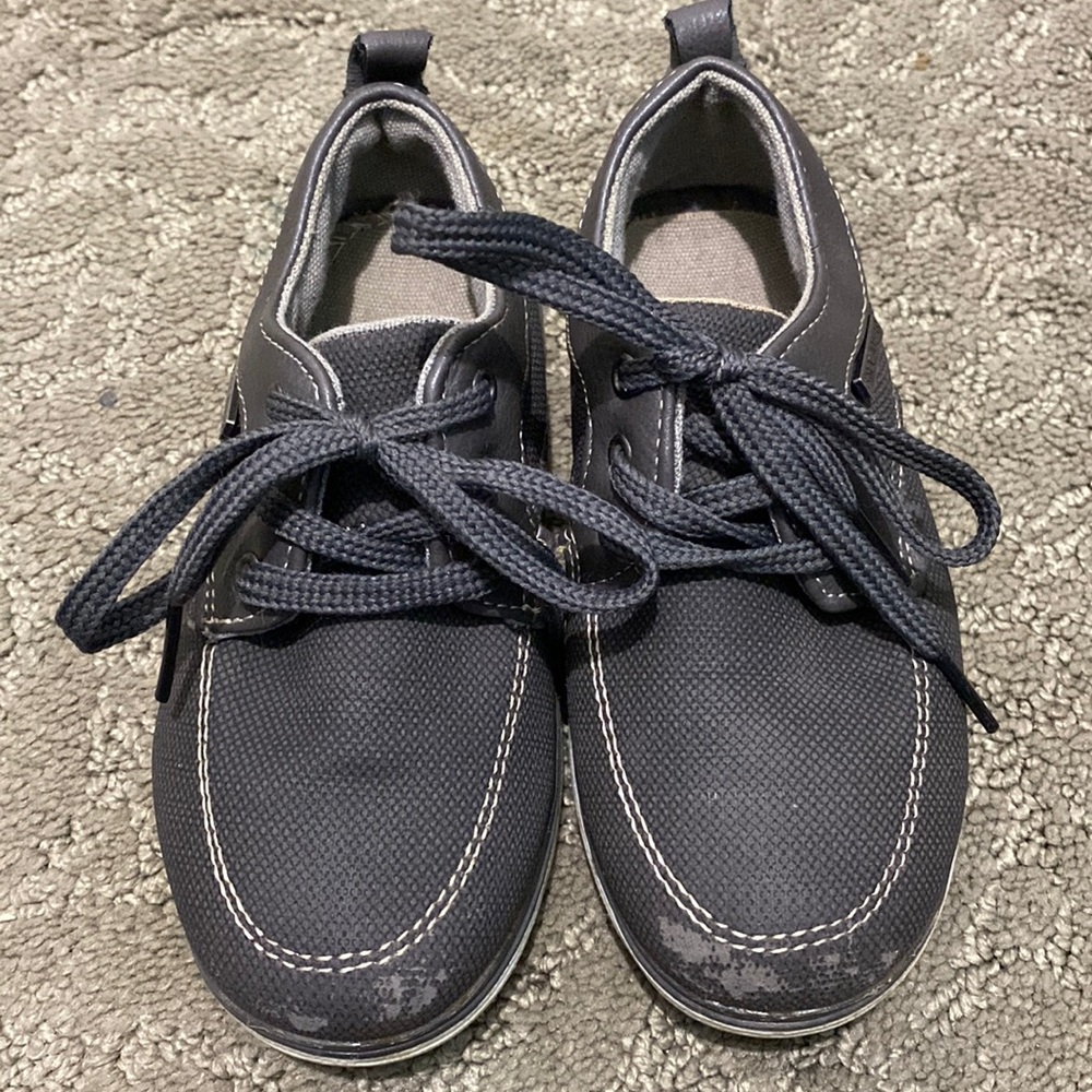 Rockwear boys dress shoes size 7